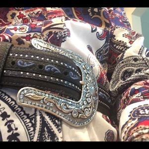 Justin Belt size 38 rhinestones embroidery studs